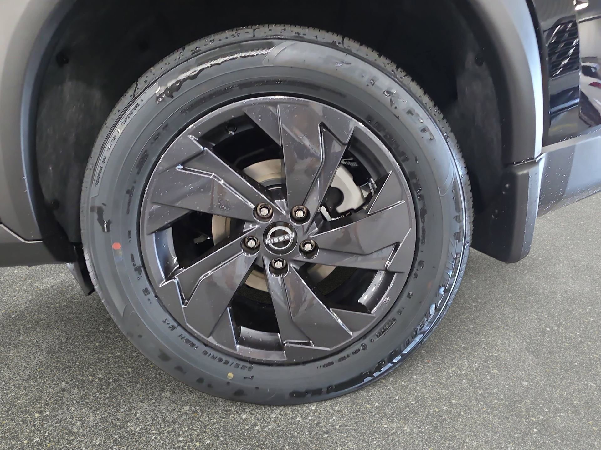 New 2026 Nissan Rogue SV w/ Cold Weather Package FWD image 30