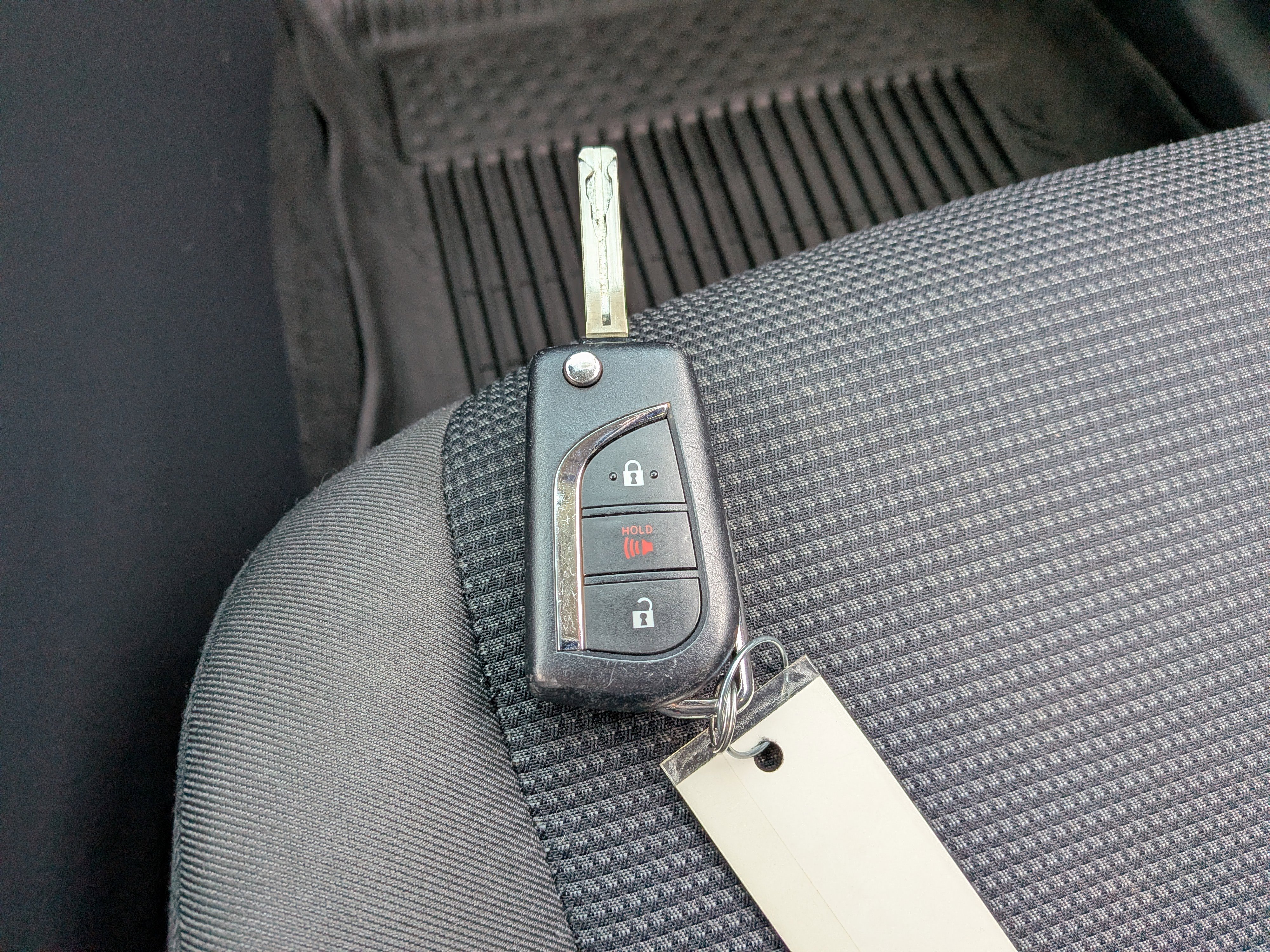 Certified 2025 Toyota RAV4 LE image 34