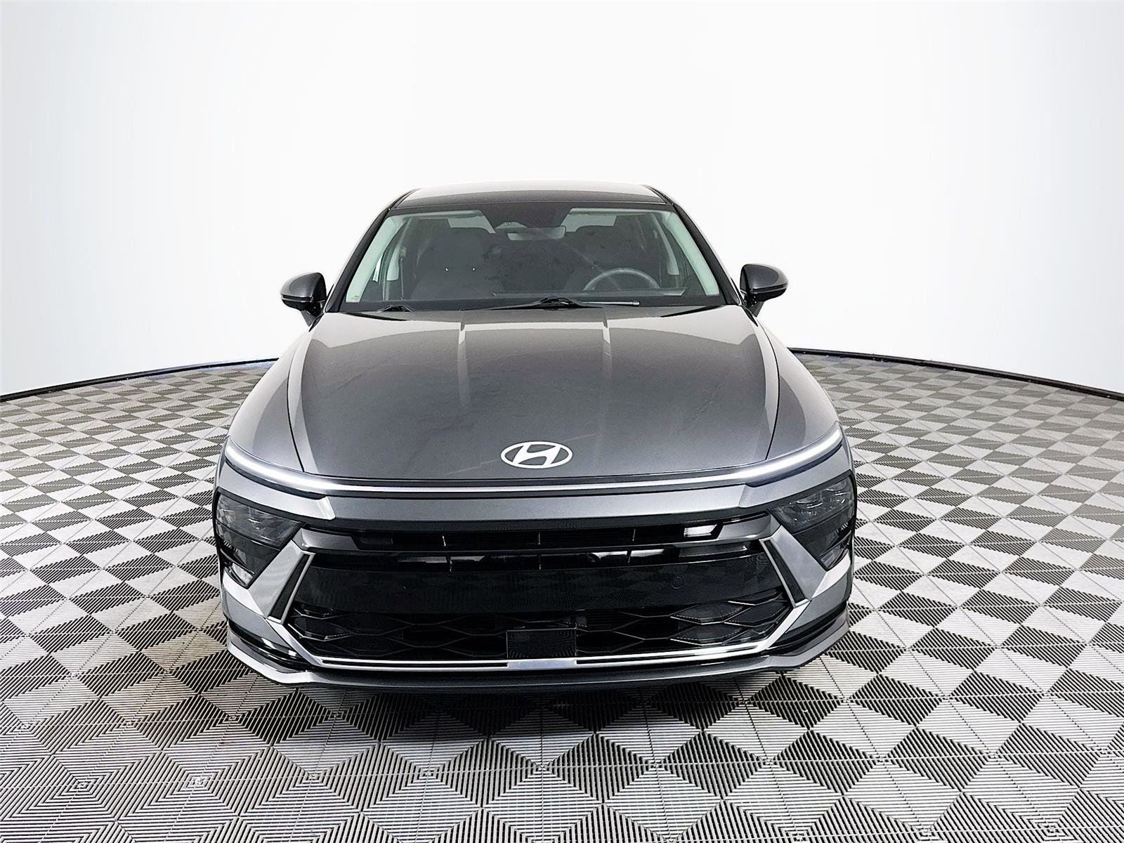 Used 2024 Hyundai Sonata SEL image 2