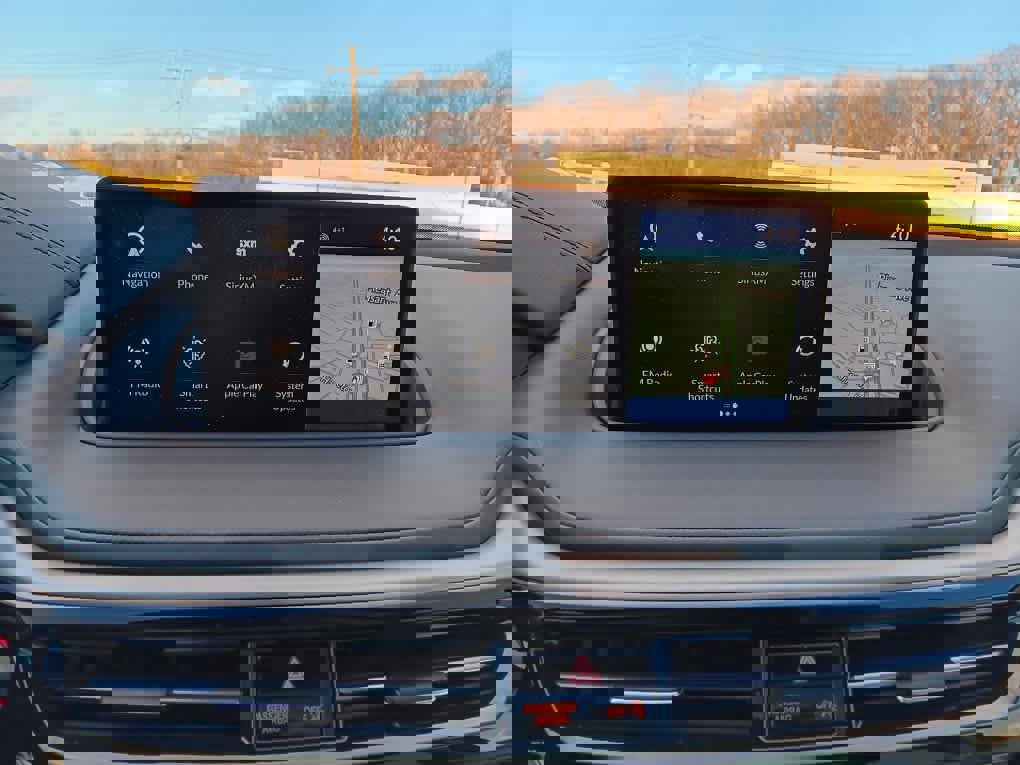 Used 2023 Acura MDX SH-AWD w/ Technology Package image 29