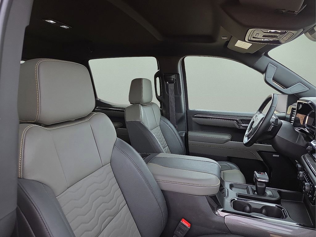 Used 2025 Chevrolet Silverado 1500 ZR2 image 15