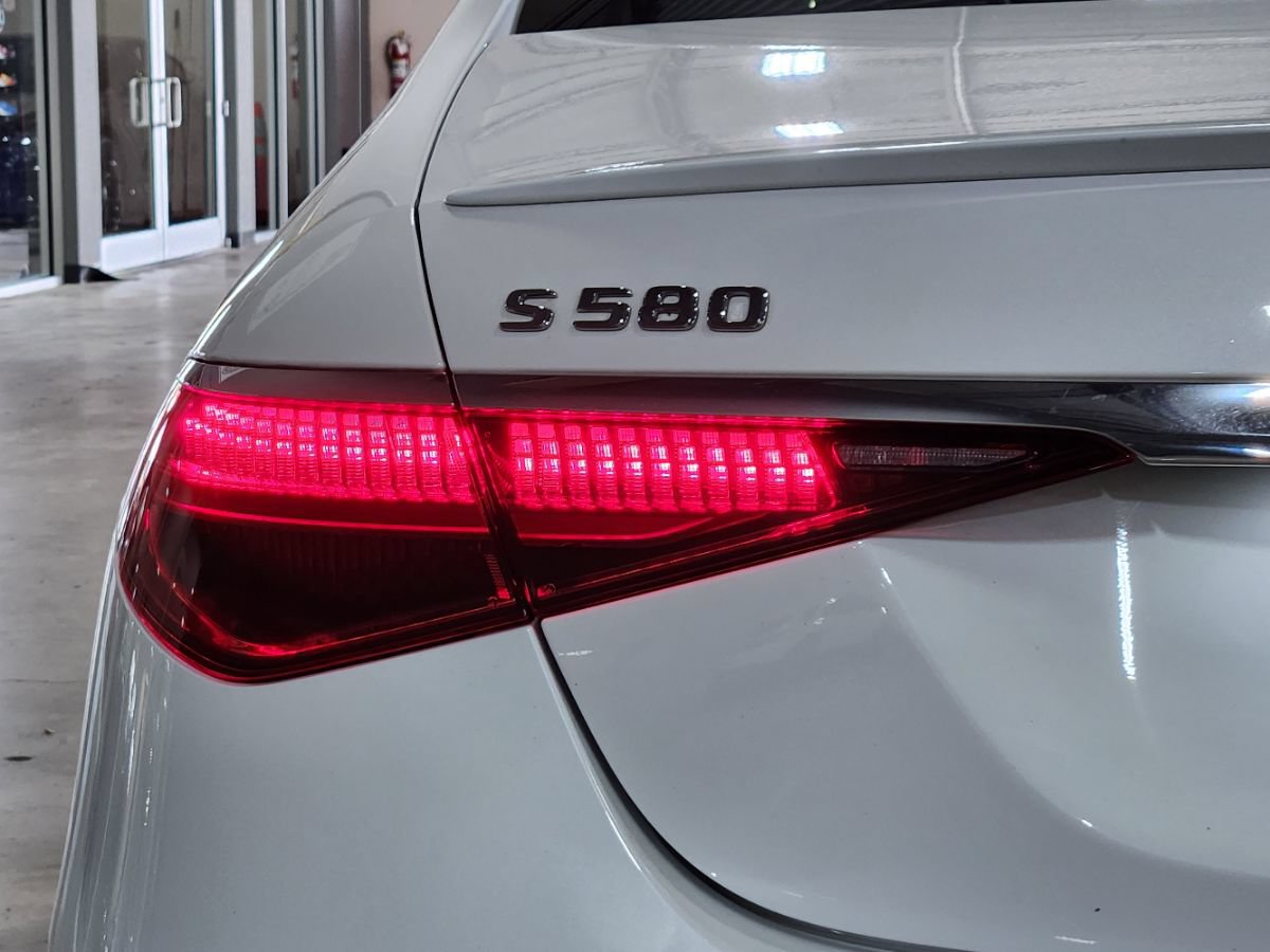 Used 2024 Mercedes-Benz S 580 4MATIC Sedan image 20