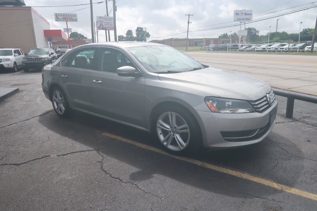 Used 2014 Volkswagen Passat 2.5 SE FWD image 2