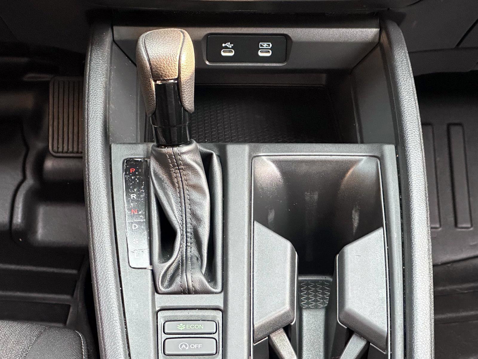 Used 2025 Honda Accord SE image 18