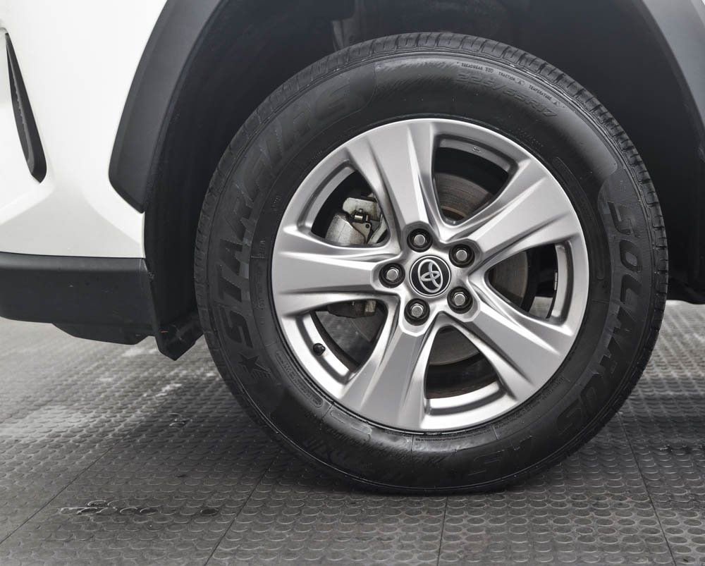 Used 2023 Toyota RAV4 XLE image 8