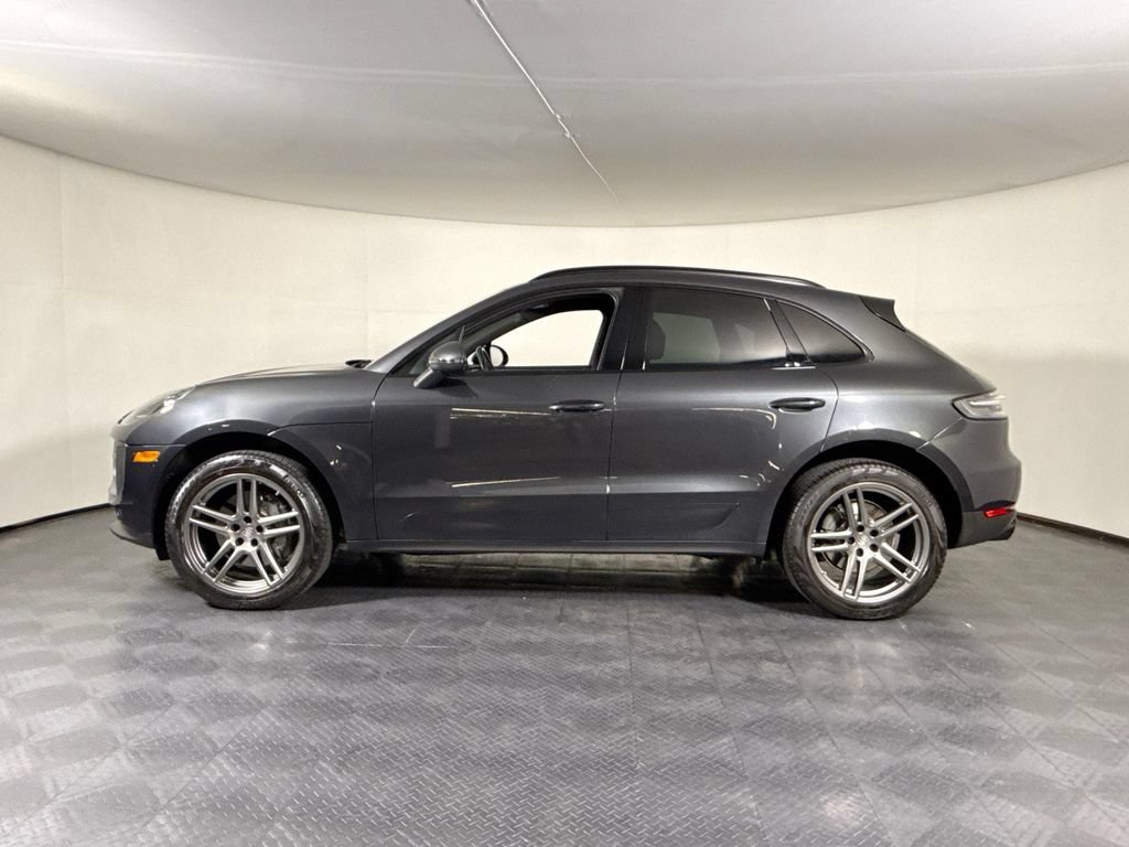 Certified 2021 Porsche Macan S AWD/4WD image 2