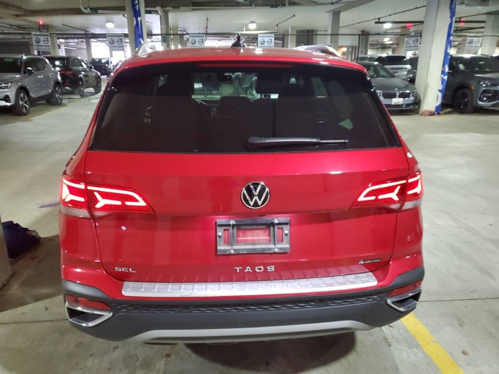 Certified 2023 Volkswagen Taos SEL image 52