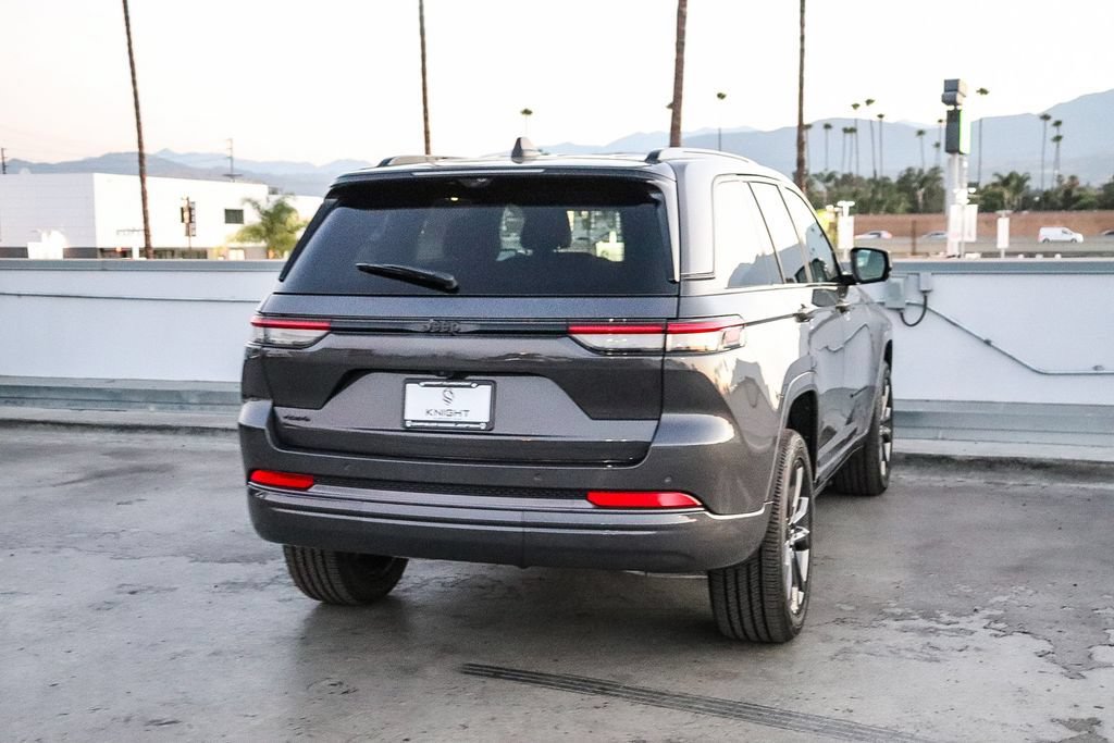 New 2026 Jeep Grand Cherokee Limited AWD/4WD image 9