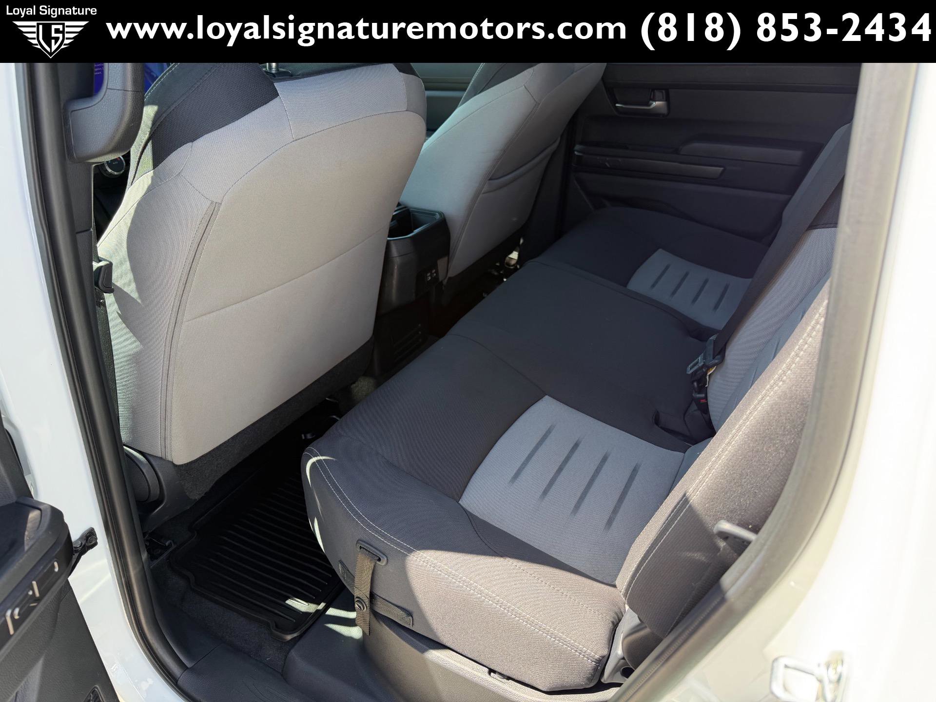 Used 2025 Toyota Tacoma TRD Sport AWD/4WD image 16