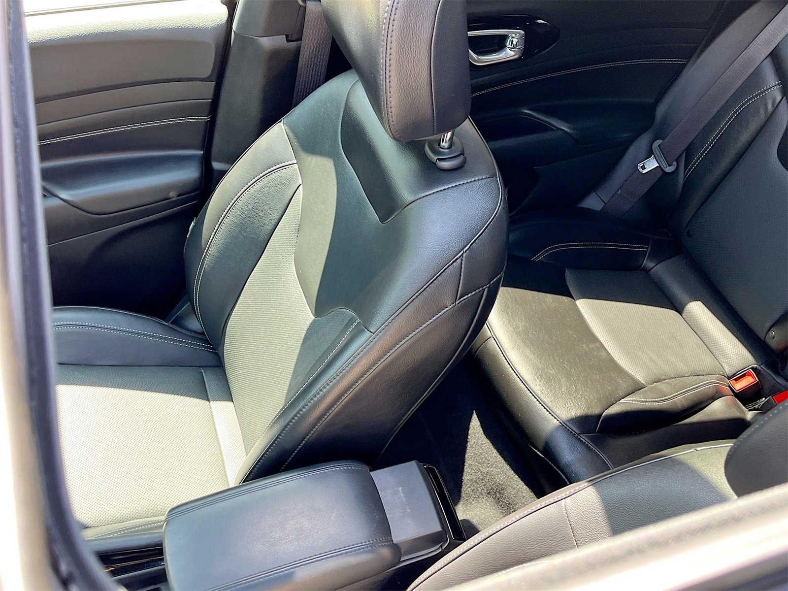 Used 2023 Jeep Compass High Altitude image 22