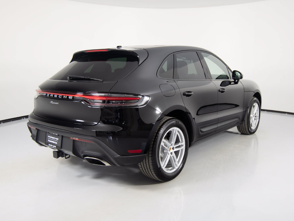 Certified 2026 Porsche Macan AWD/4WD image 7