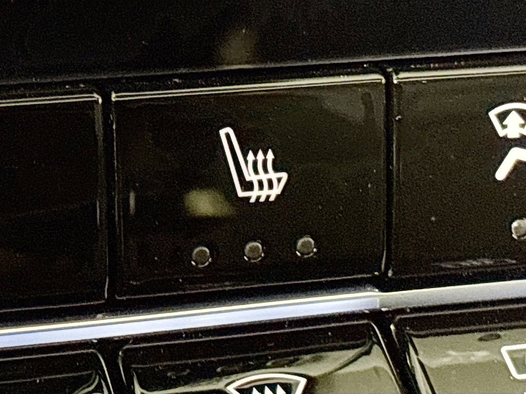 New 2025 GMC Canyon Elevation w/ Convenience Package image 19