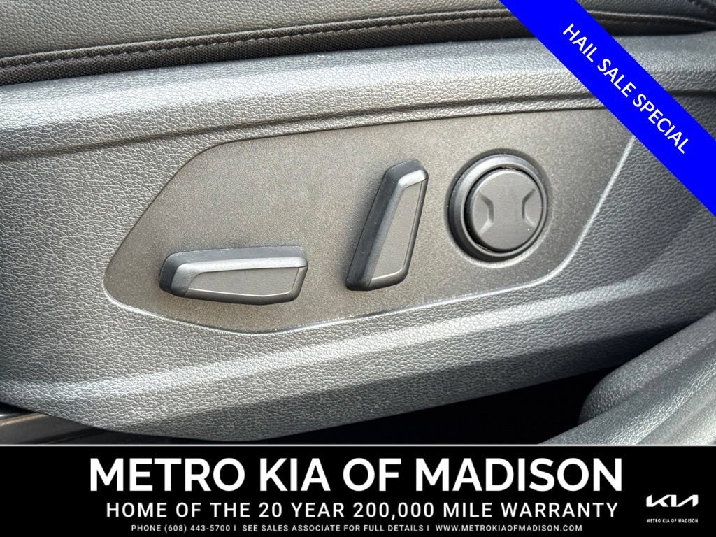Used 2026 Kia Sportage EX FWD image 13
