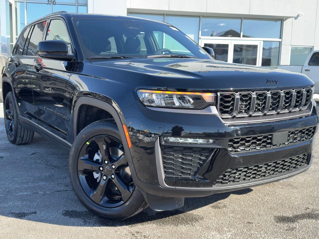 New 2026 Jeep Grand Cherokee Limited w/ Limited Altitude Package