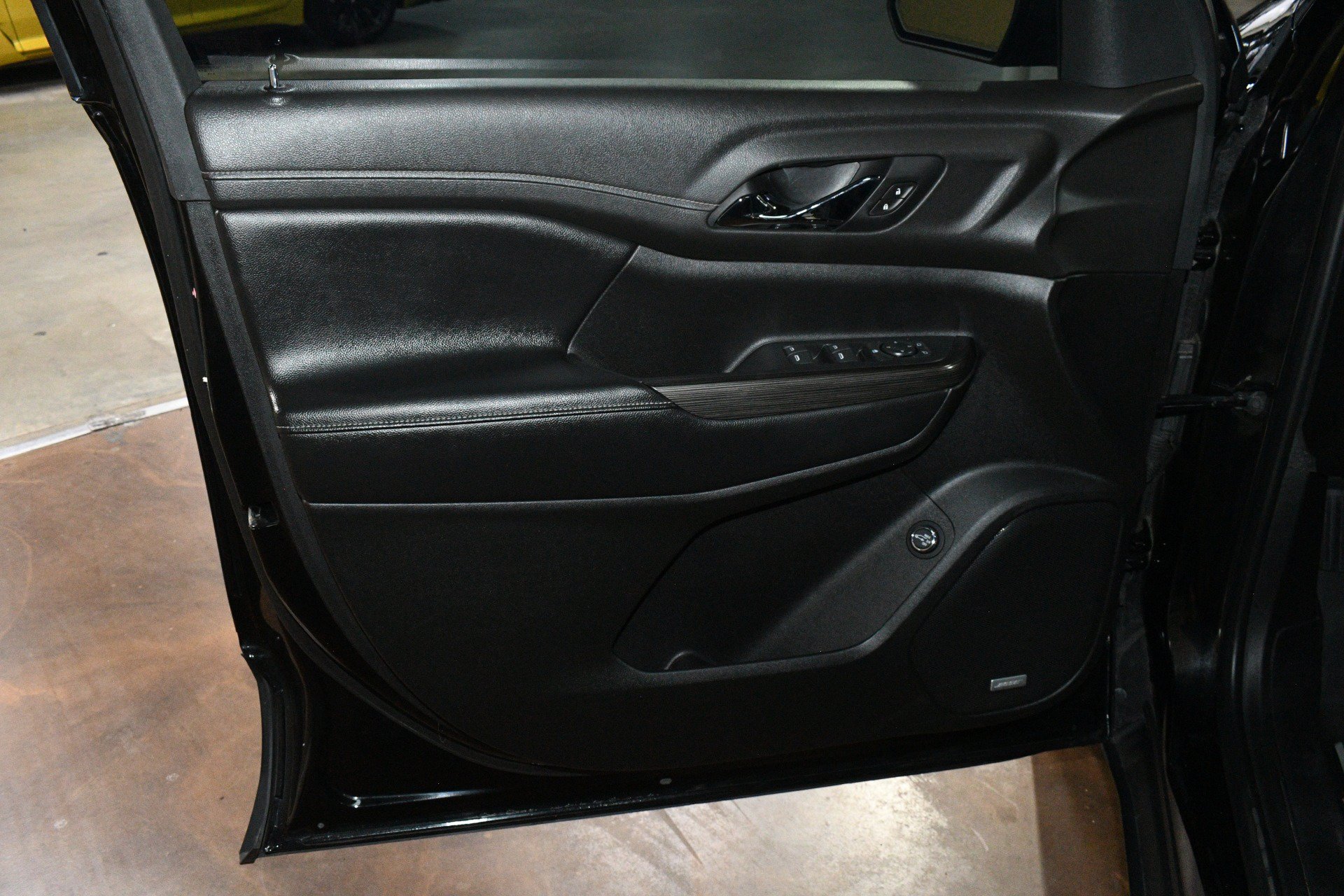 Used 2019 GMC Acadia SLT FWD image 43
