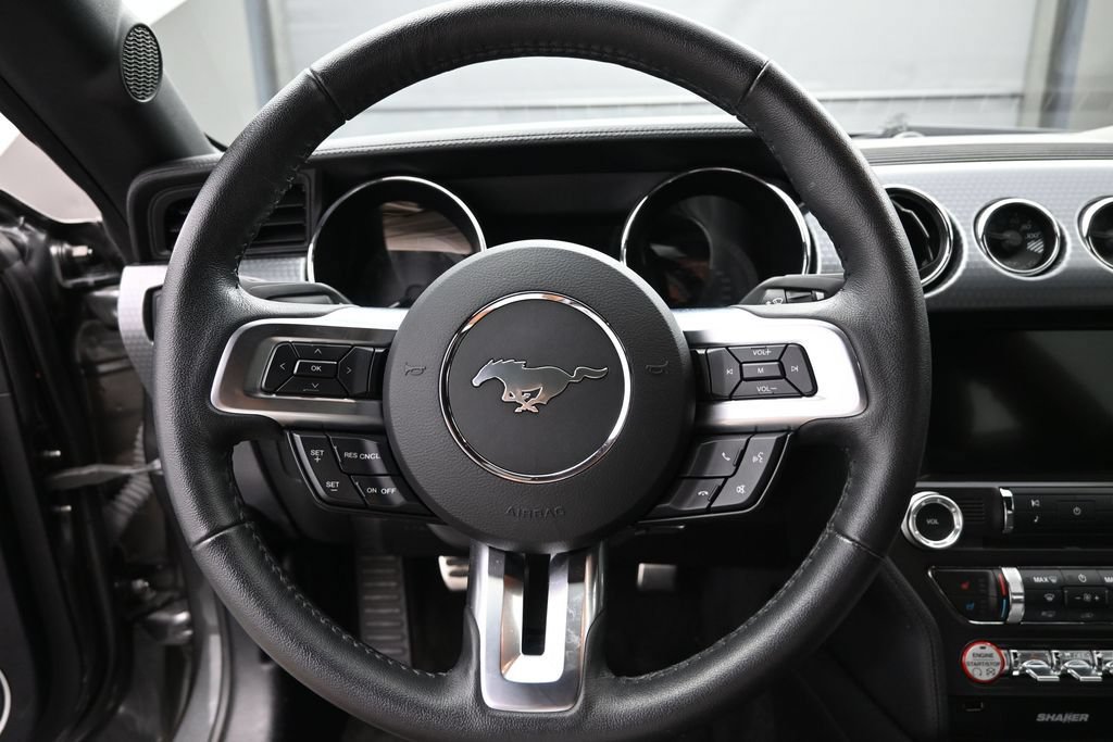 Used 2017 Ford Mustang GT Premium w/ GT Performance Package RWD image 14