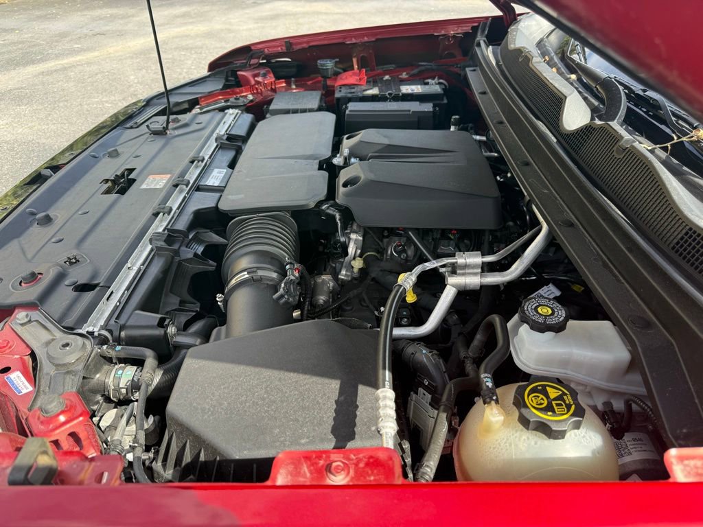 Used 2023 GMC Canyon Denali image 39