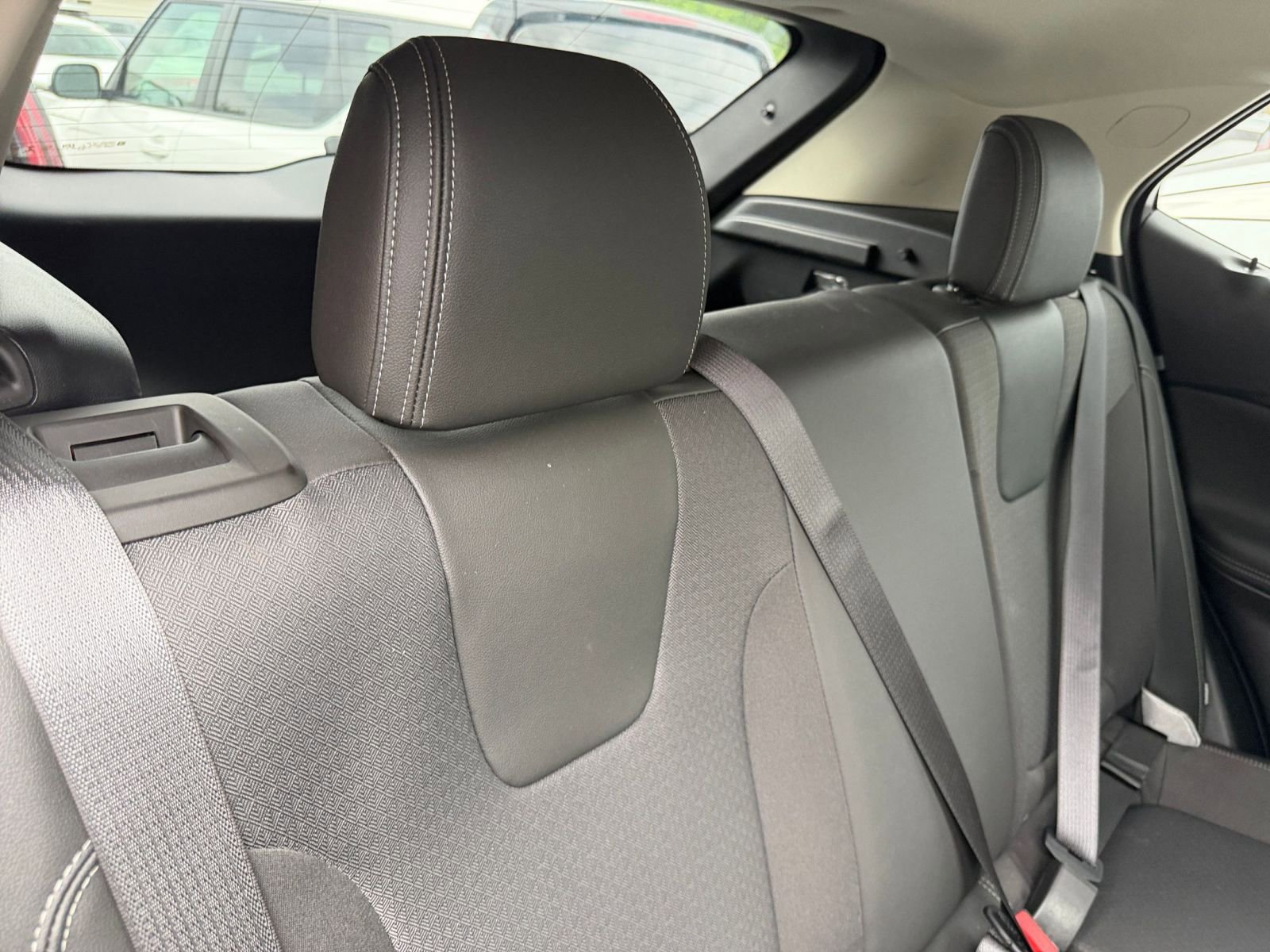 Used 2025 Buick Encore GX Preferred FWD image 38