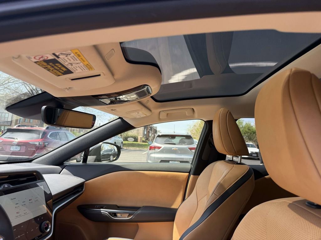 Used 2024 Lexus RZ 300e Premium w/ Accessory Package (Z1) image 21