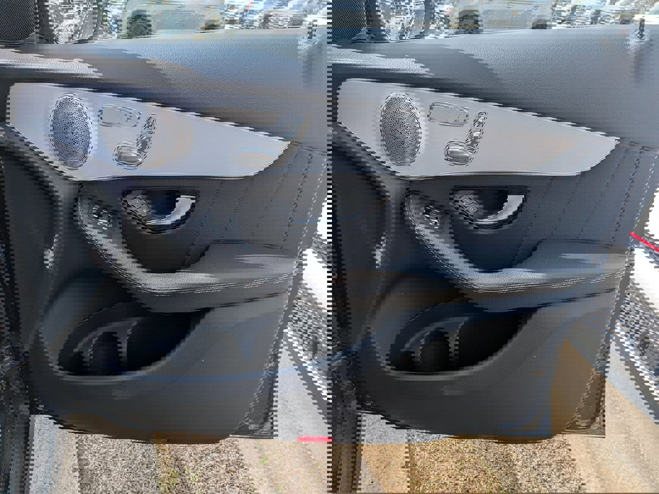 Used 2021 Mercedes-Benz GLC 300 image 35