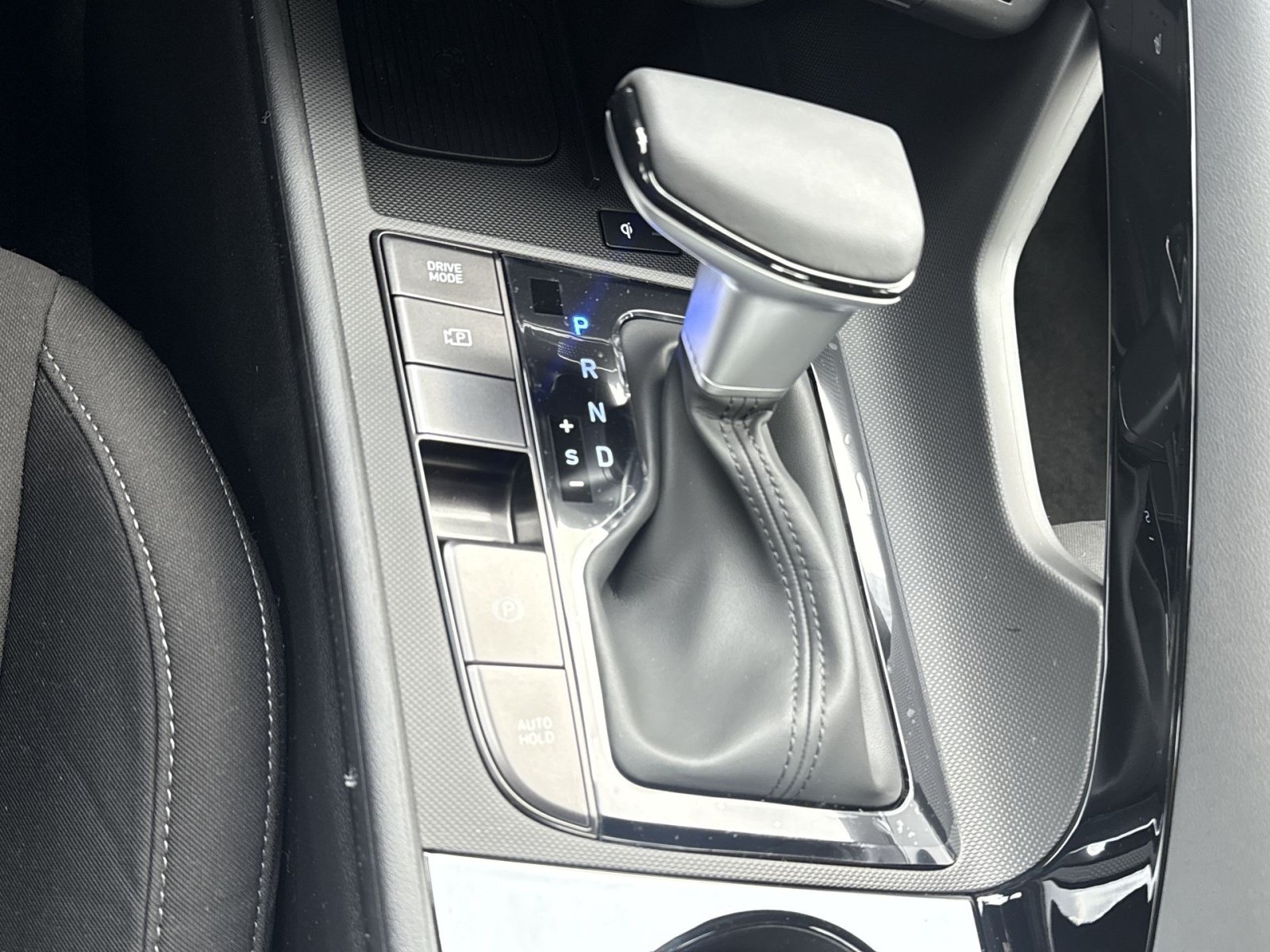 New 2026 Hyundai Elantra SEL Sport Premium FWD image 40