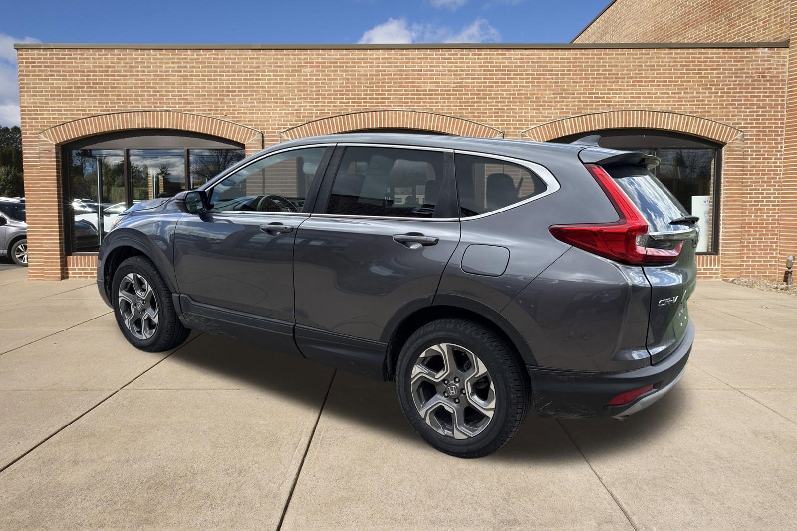 Used 2017 Honda CR-V EX-L image 5