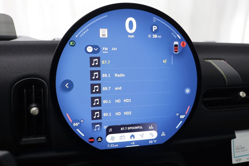New 2026 MINI Cooper 4-Door Hardtop FWD image 10