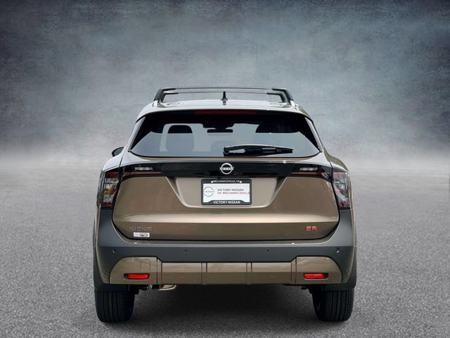 New 2026 Nissan Kicks SR w/ Interior Electronics Package FWD image 3