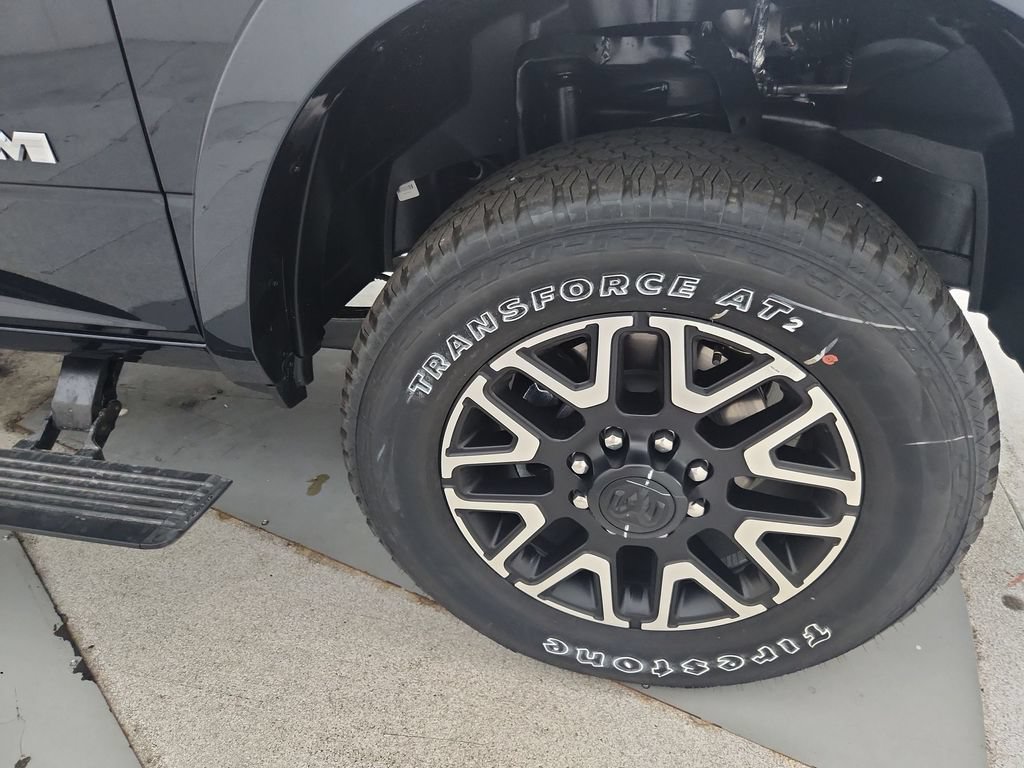 New 2026 RAM 2500 Limited AWD/4WD image 35