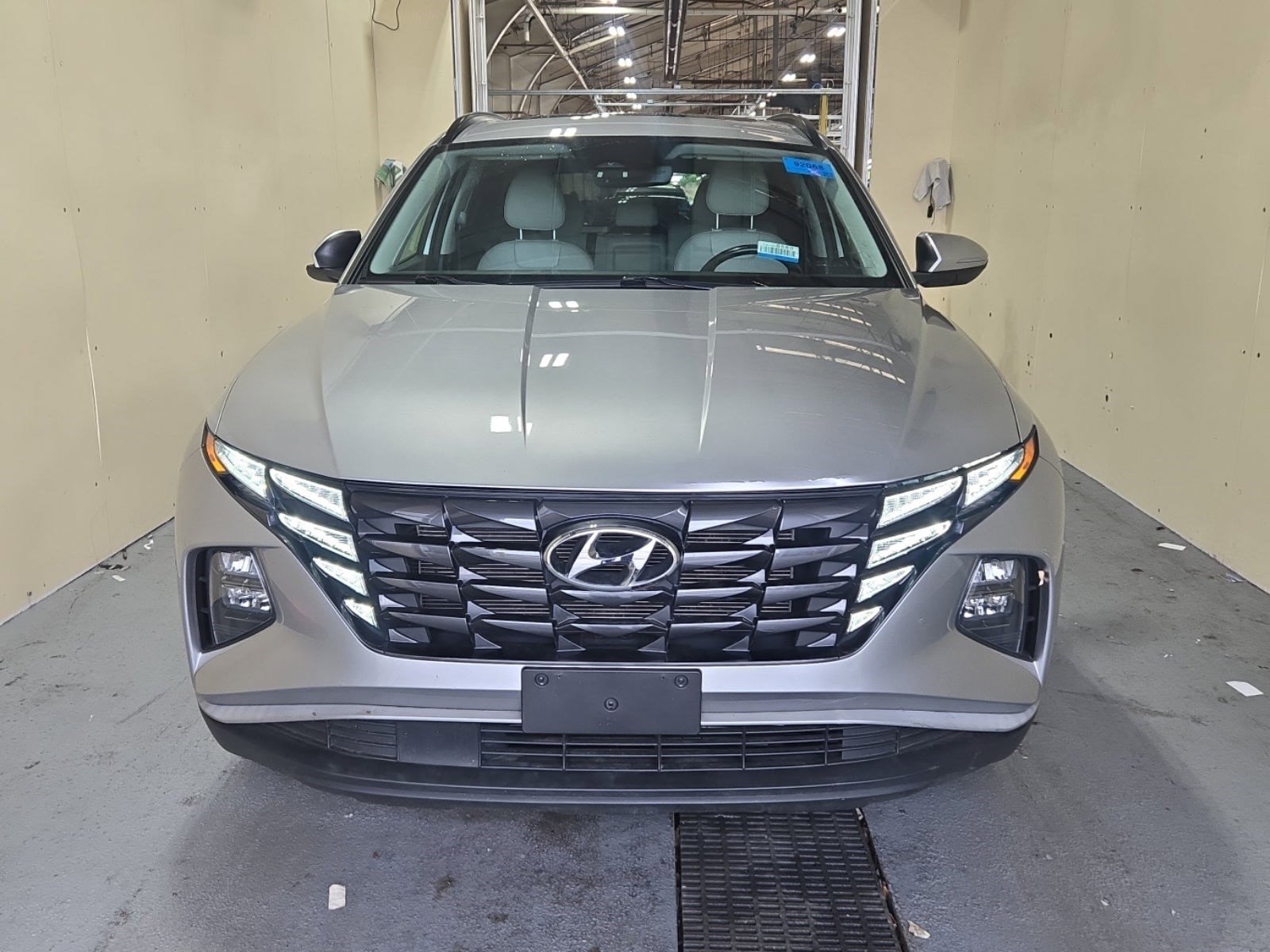 Used 2024 Hyundai Tucson SEL w/ Convenience Package FWD image 2