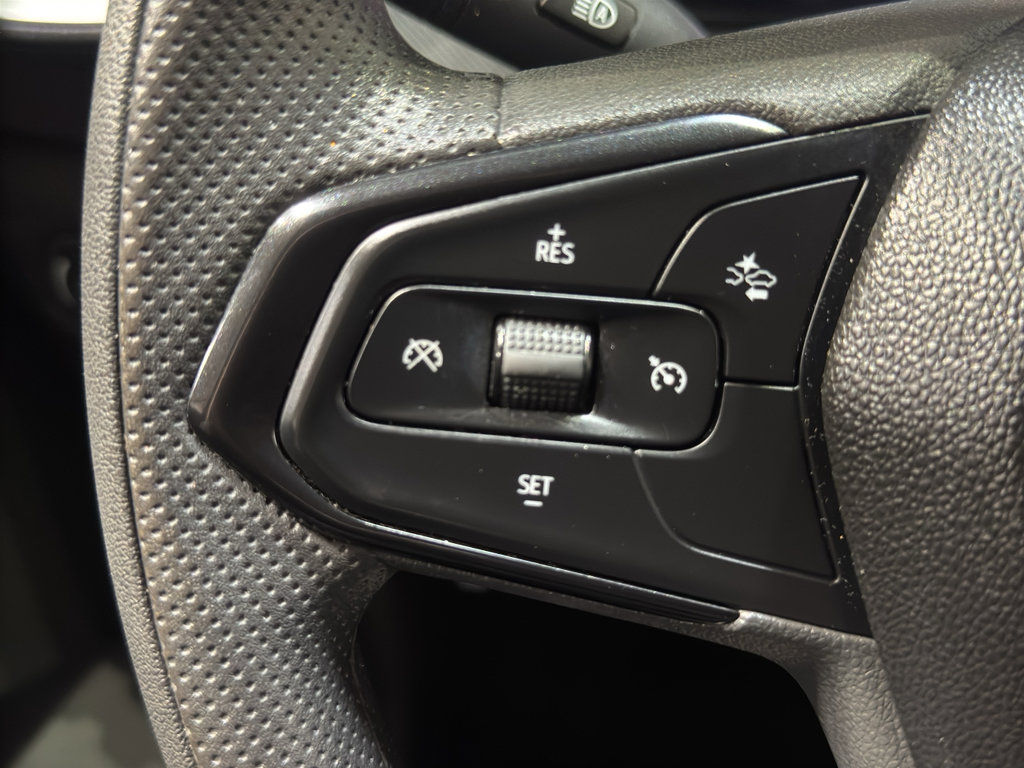 Used 2025 Chevrolet TrailBlazer LT AWD/4WD image 22