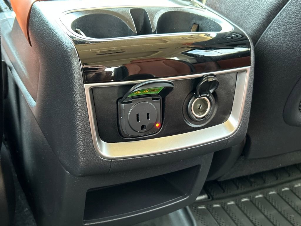 Used 2023 Kia Carnival SX Prestige image 22