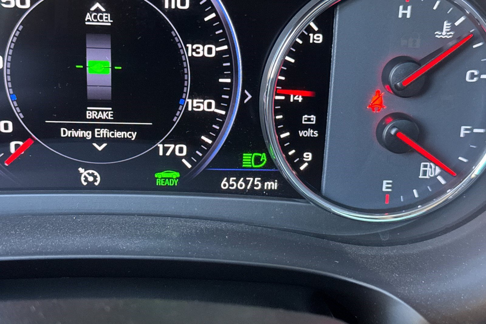 Used 2019 Chevrolet Malibu Hybrid w/ Leather Package FWD image 24