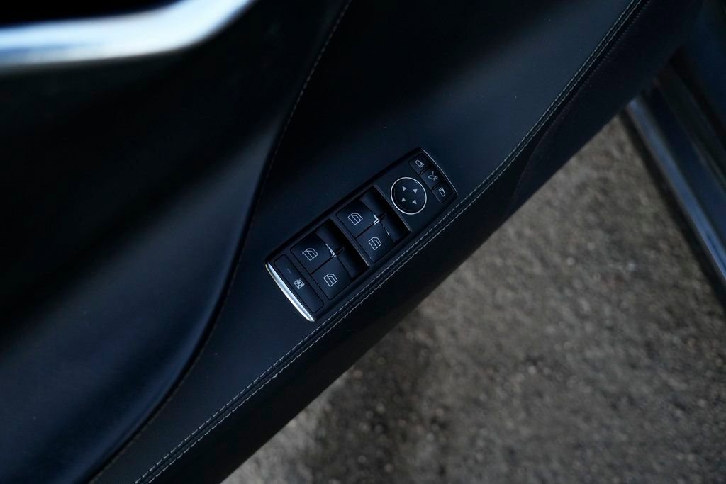 Used 2017 Tesla Model S 75D image 25