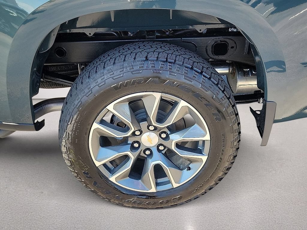 New 2026 Chevrolet Silverado 1500 LT AWD/4WD image 7