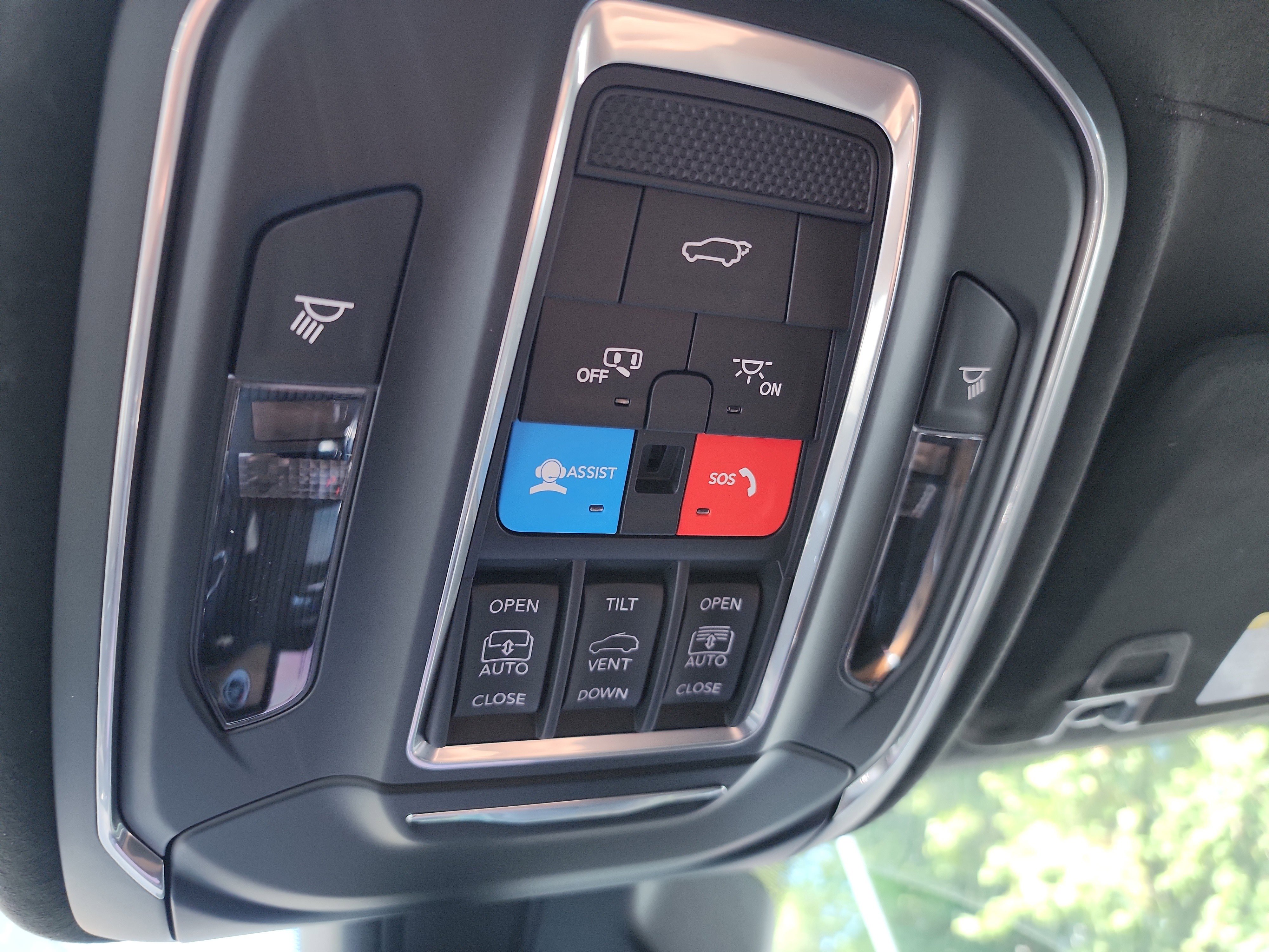 New 2025 Jeep Grand Cherokee Summit image 8