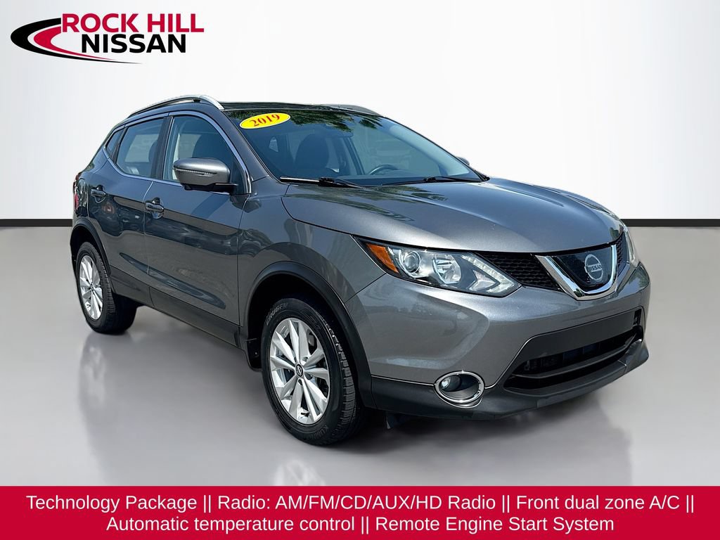 Used 2019 Nissan Rogue Sport SV w/ Technology Package FWD image 1