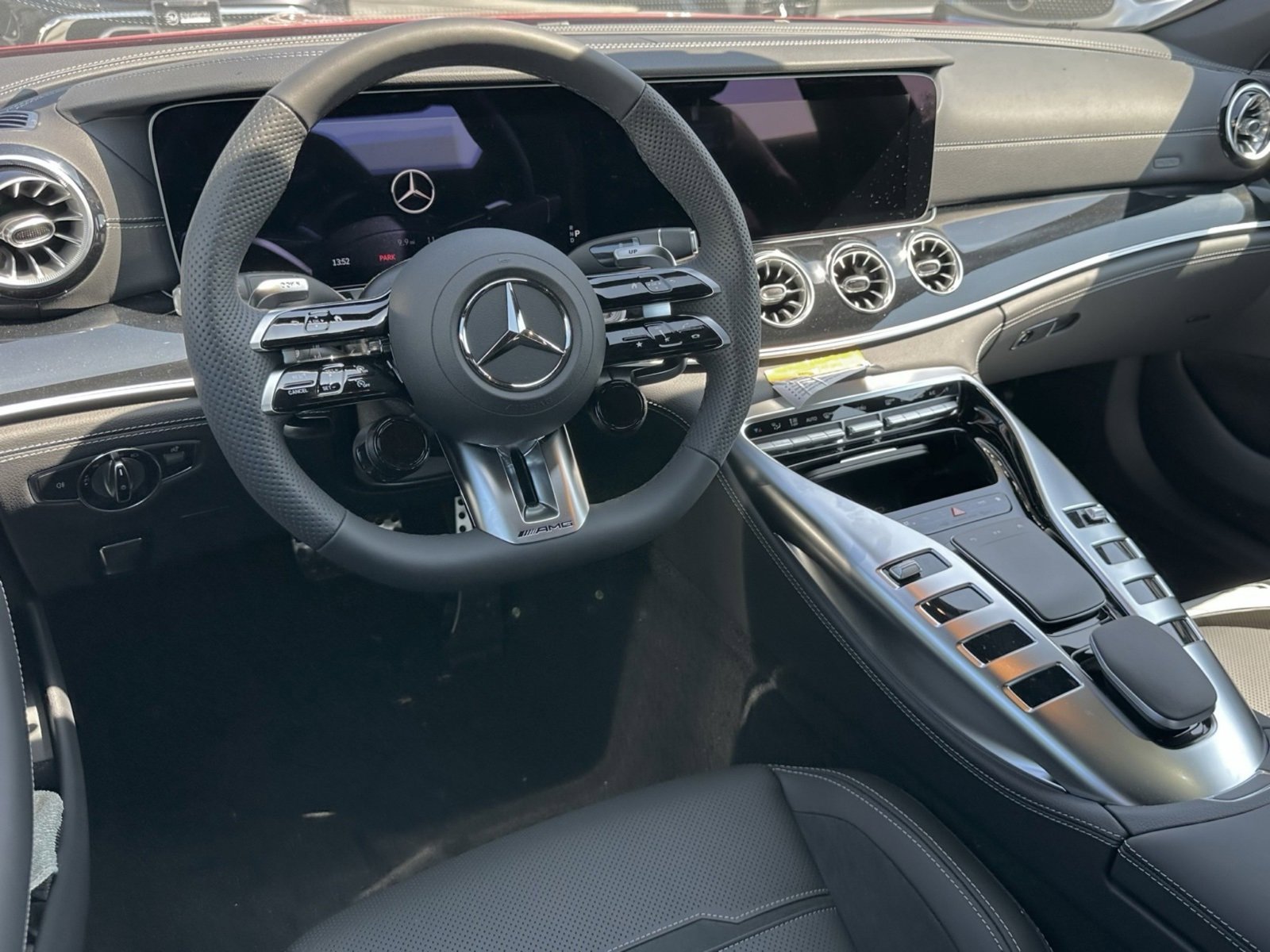 Used 2024 Mercedes-Benz AMG GT 43 image 25