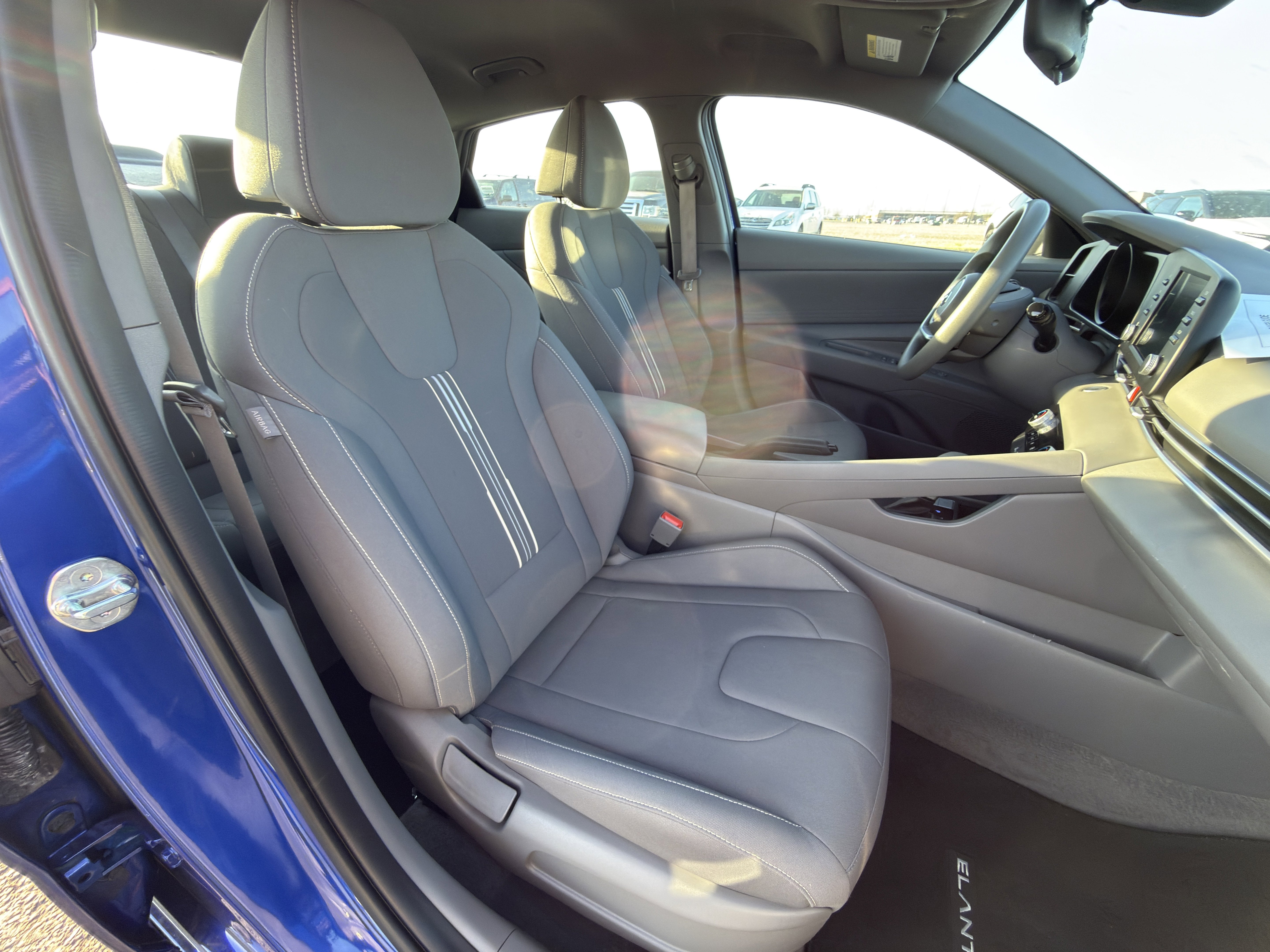 Used 2023 Hyundai Elantra SEL image 11