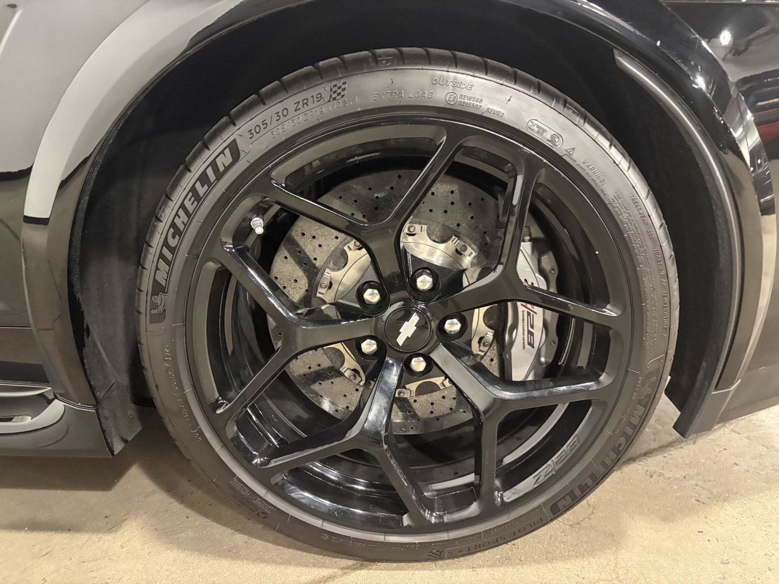 Used 2015 Chevrolet Camaro Z/28 RWD image 44