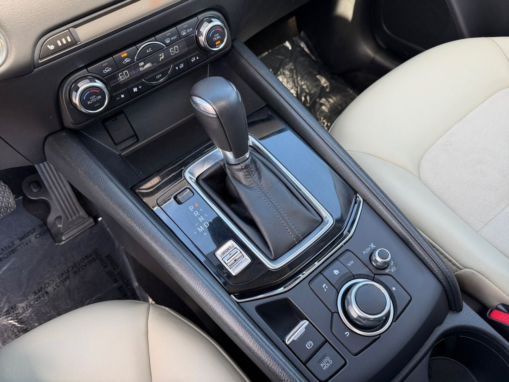 Used 2018 MAZDA CX-5 Touring w/ Preferred Equipment Package AWD/4WD image 18