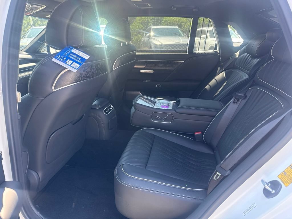 Used 2023 Genesis G90 3.5T AWD/4WD image 7