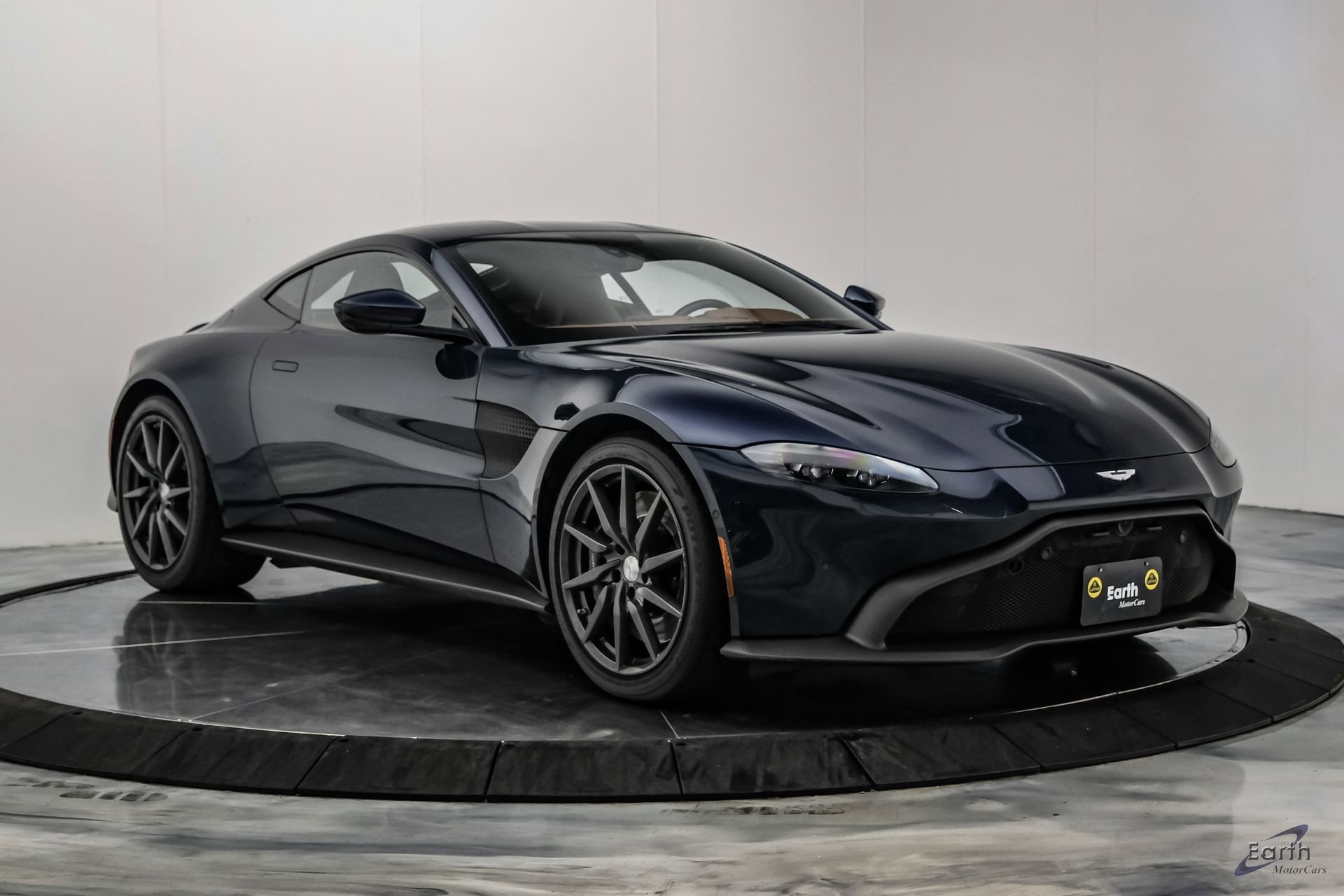 Used 2020 Aston Martin V8 Vantage Coupe RWD image 22