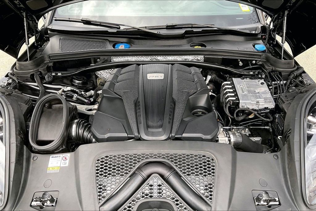 Used 2023 Porsche Macan S image 29