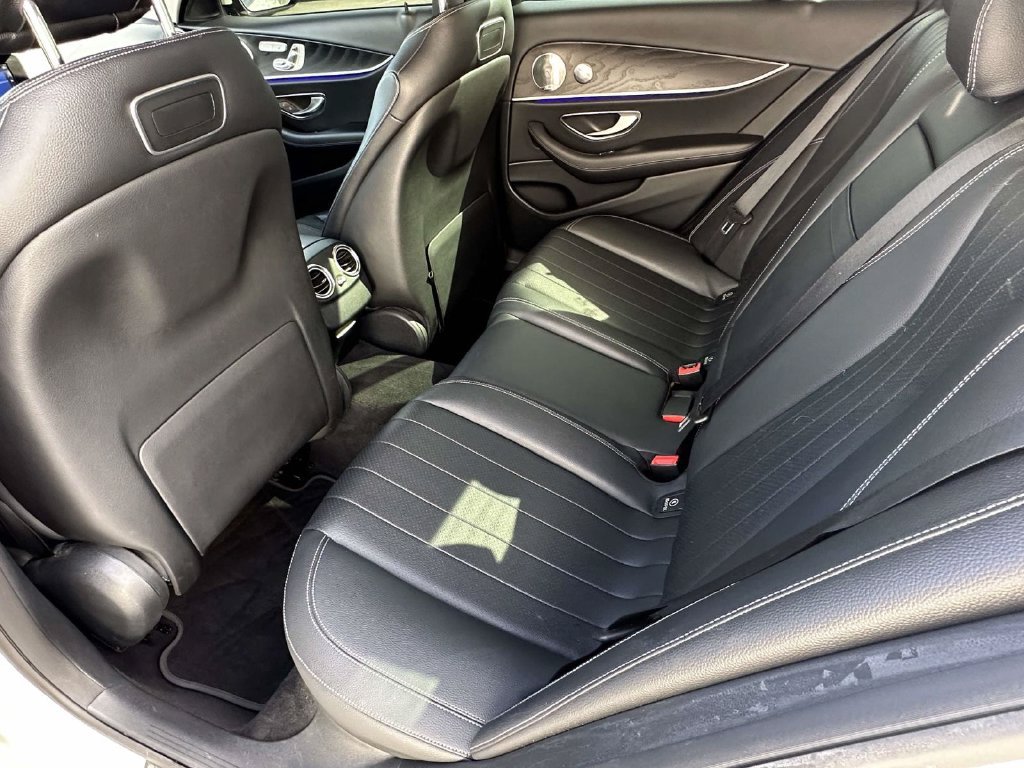 Used 2018 Mercedes-Benz E 300 image 9