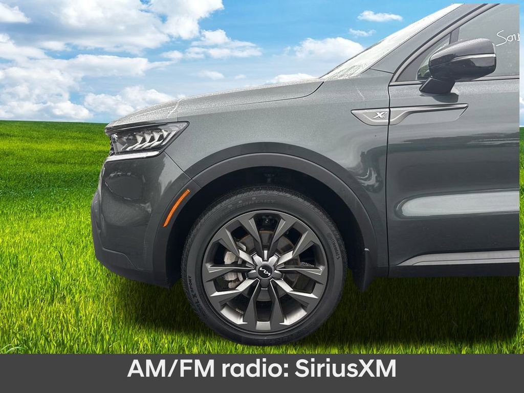 Used 2023 Kia Sorento X-Line EX image 2