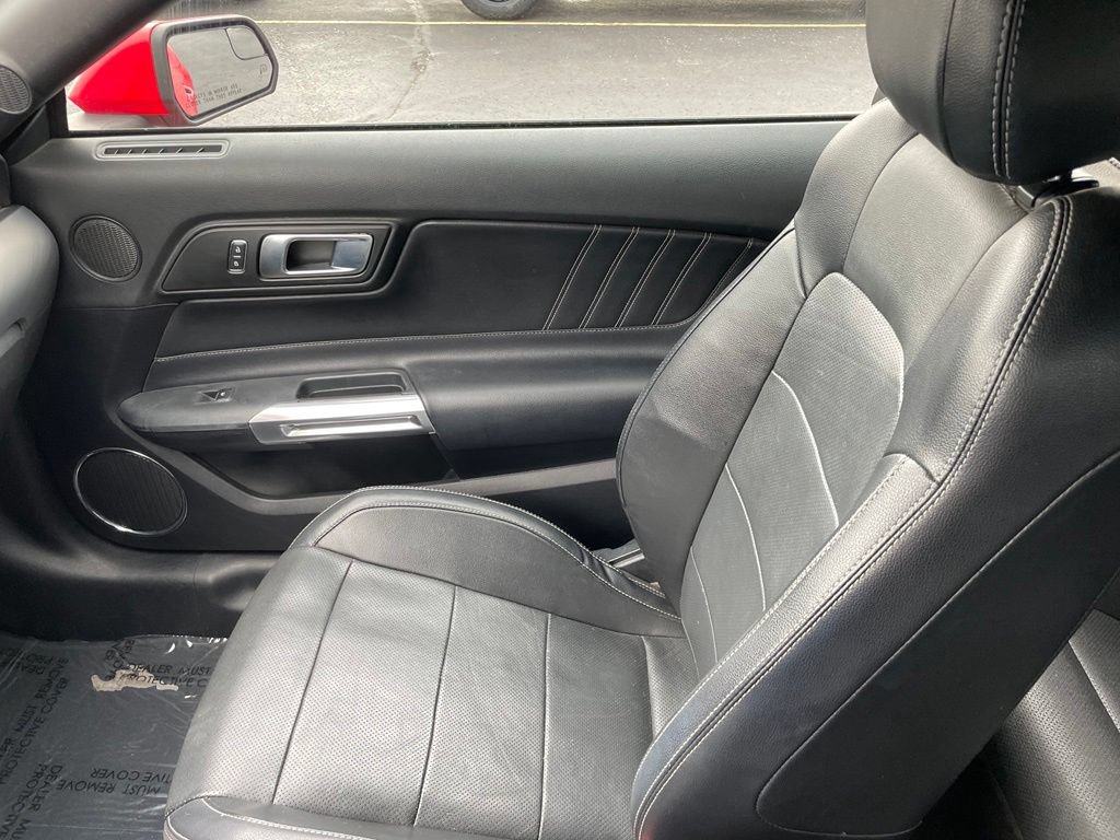 Used 2018 Ford Mustang Premium RWD image 20