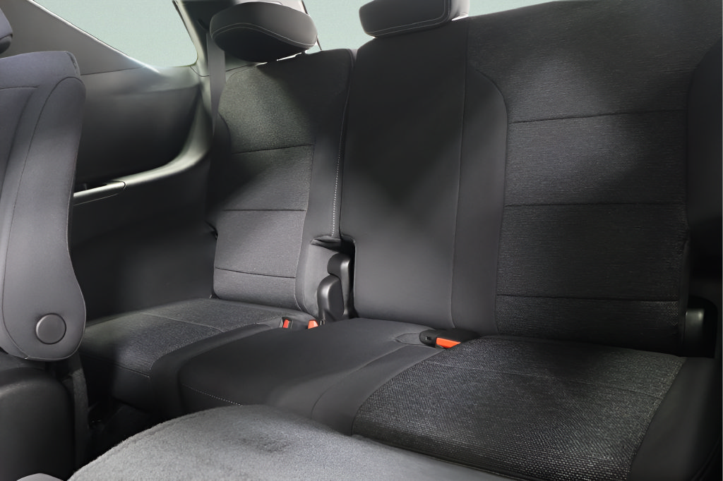 New 2027 Chevrolet Traverse LT w/ Midnight/Sport Edition FWD image 25