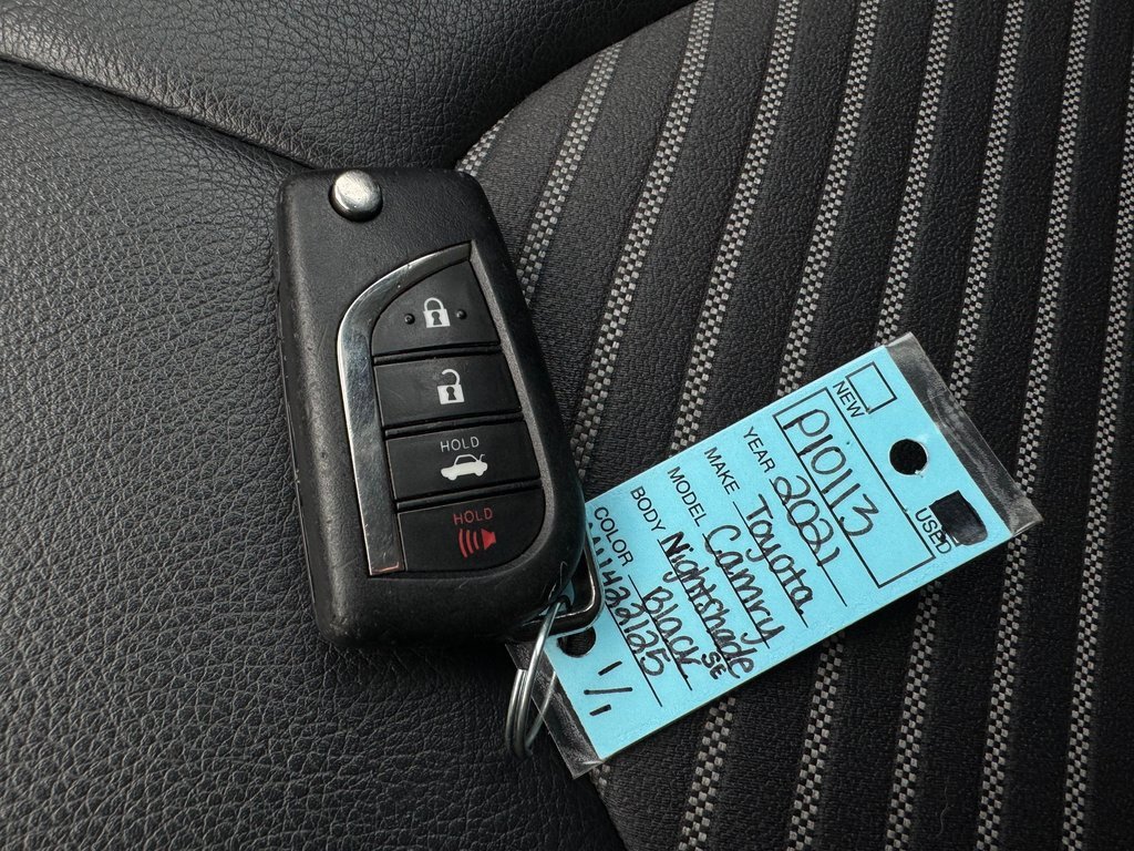 Used 2021 Toyota Camry SE image 24