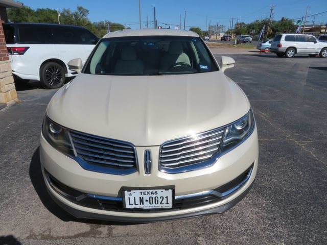 Used 2016 Lincoln MKX Select w/ Select Plus Package FWD image 2